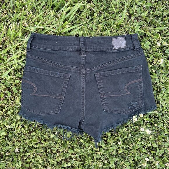 American Eagle Shorts Womens Size 4‎ Black Denim Jean Distressed Cutoff Short - Picture 4 of 6